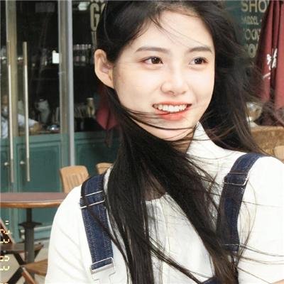 粉红蝴蝶